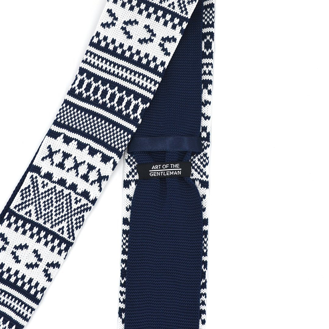 Knitted Navy Tundra tie, back view showing the Art of the Gentleman keeper loop