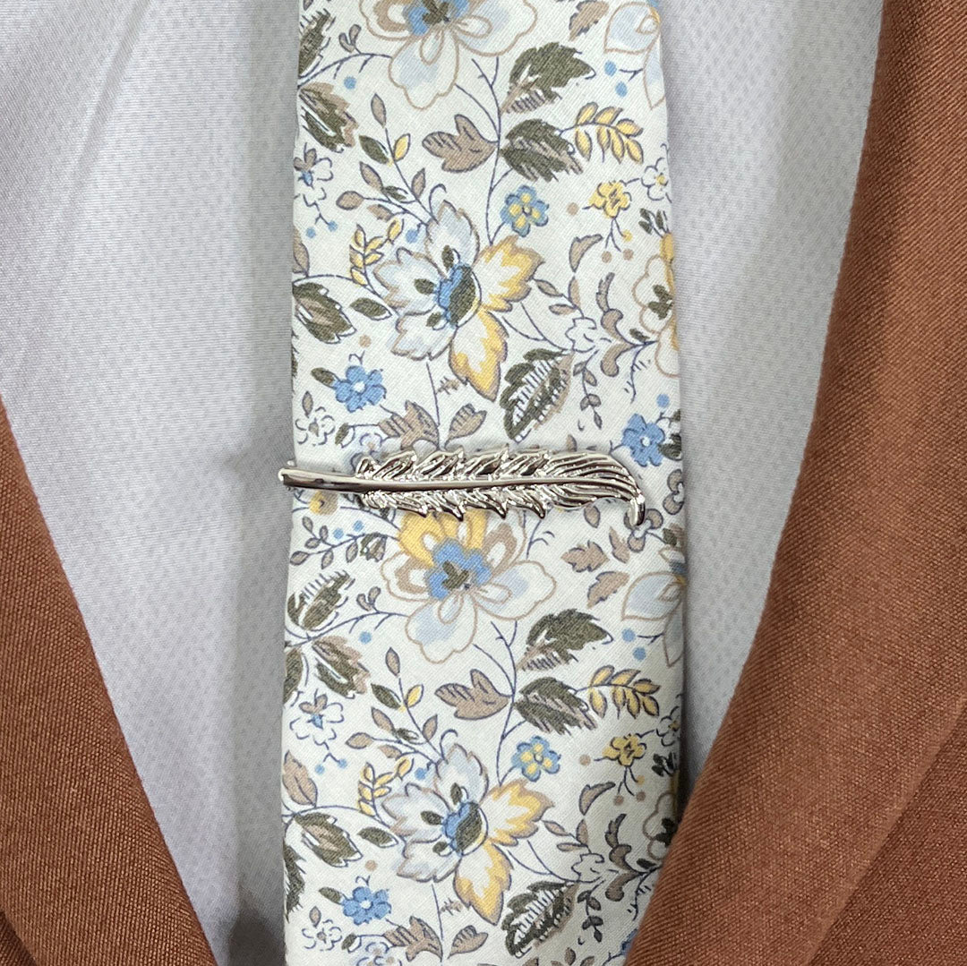 Silver feather tie bar