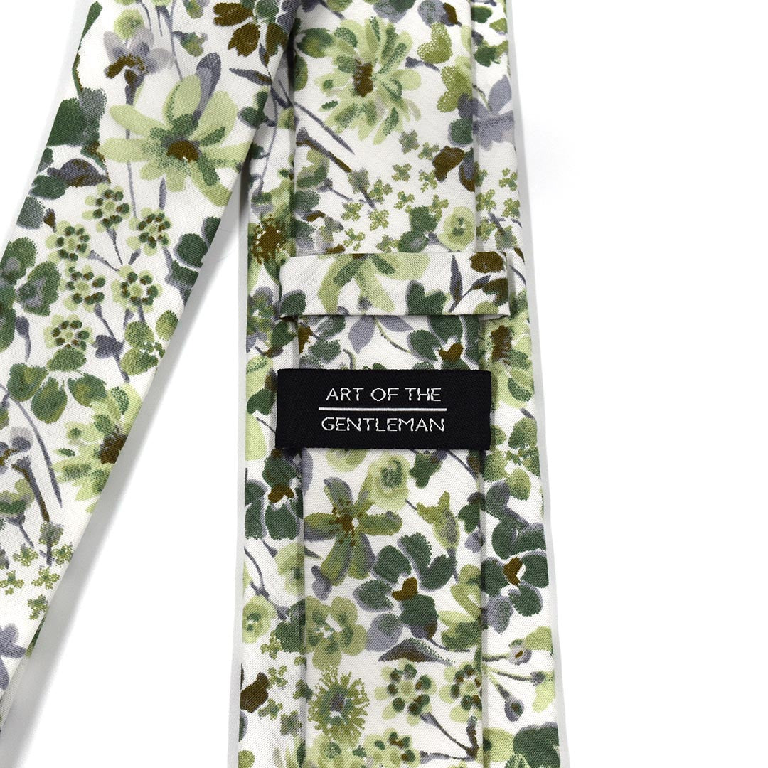 Dusty sage green tie