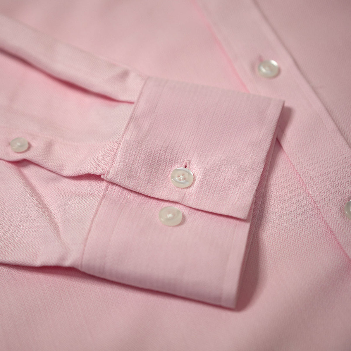 Herringbone Light Pink Non-Iron Dress Shirt cuff