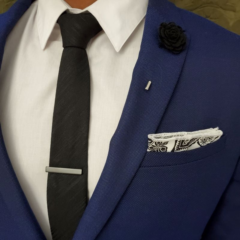 Lapel Pin - Floral Black