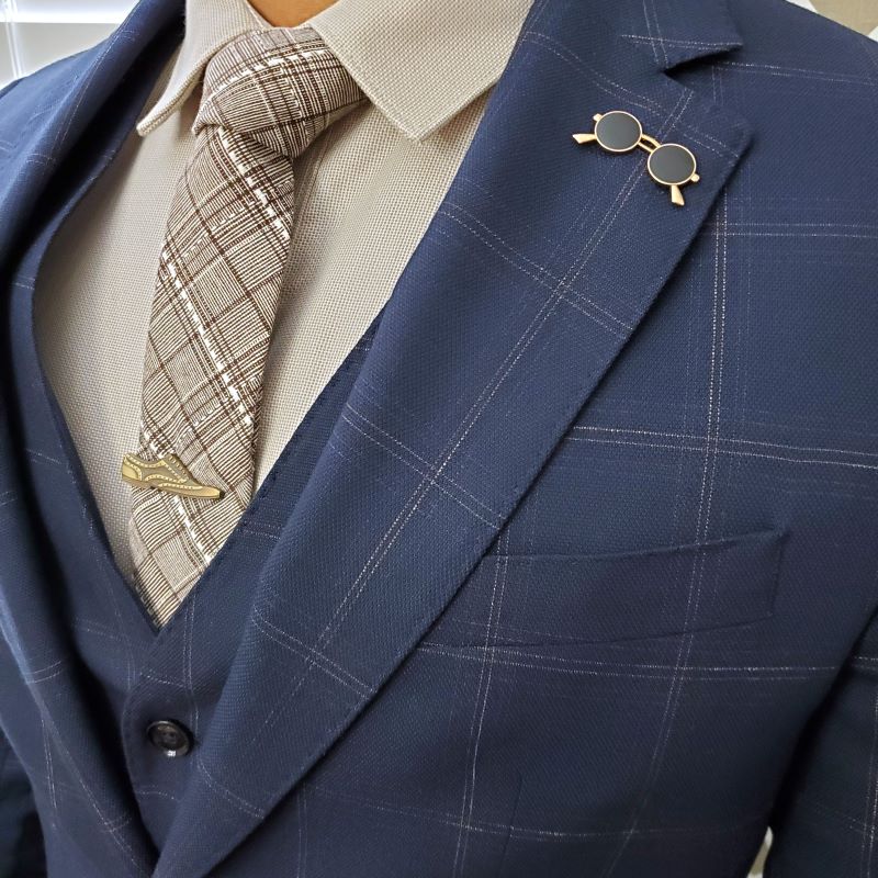 Lapel Pin - The Elton's