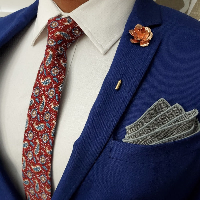 Lapel pin
