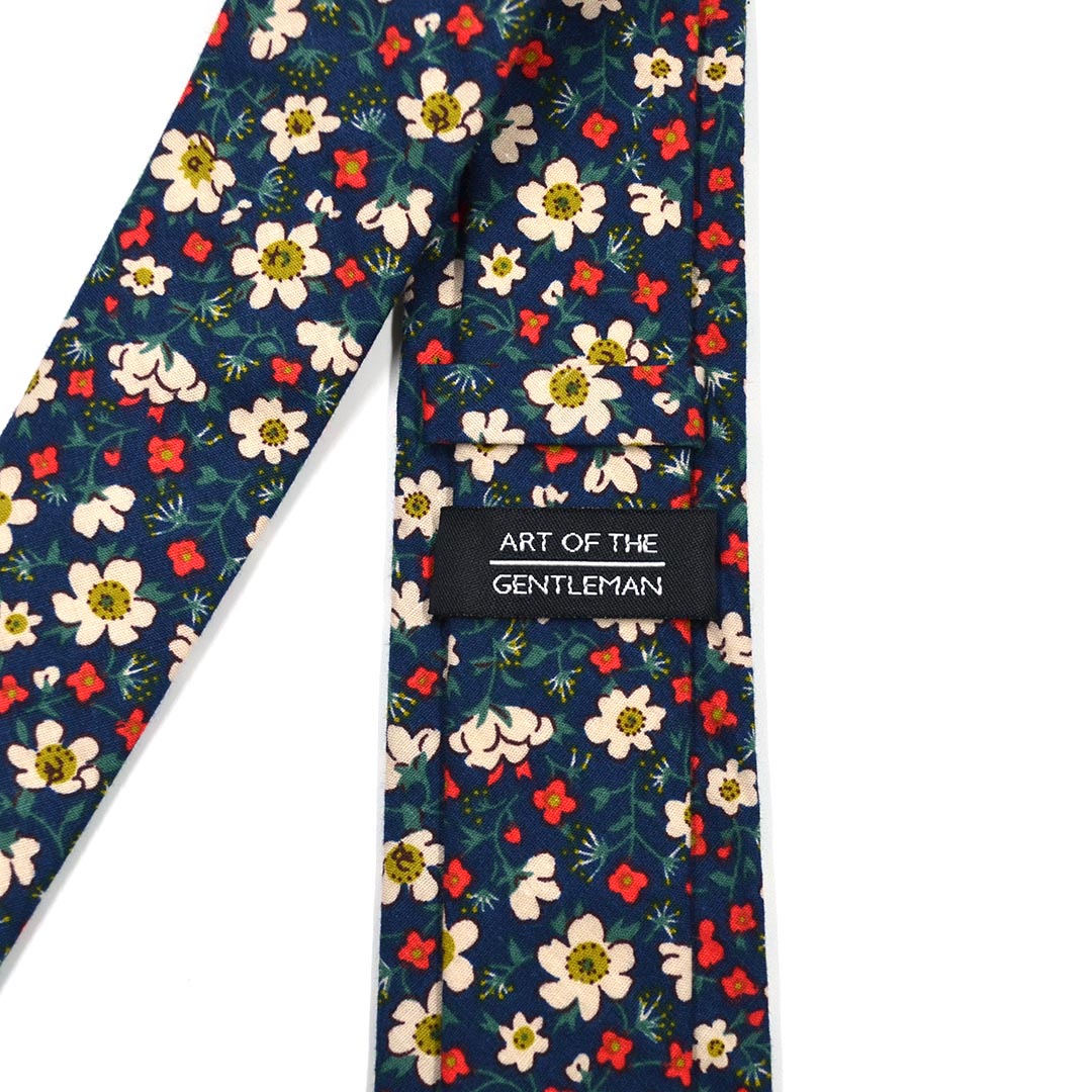 Floral Oxford Blooms Tie