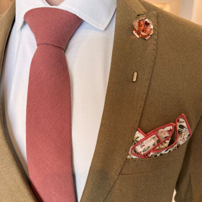 Solid Rust Tie Set