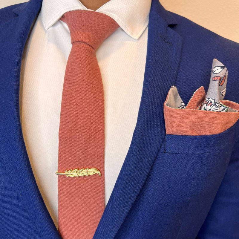Feather Gold Tie Bar