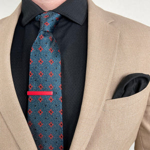 Red Tie Bar