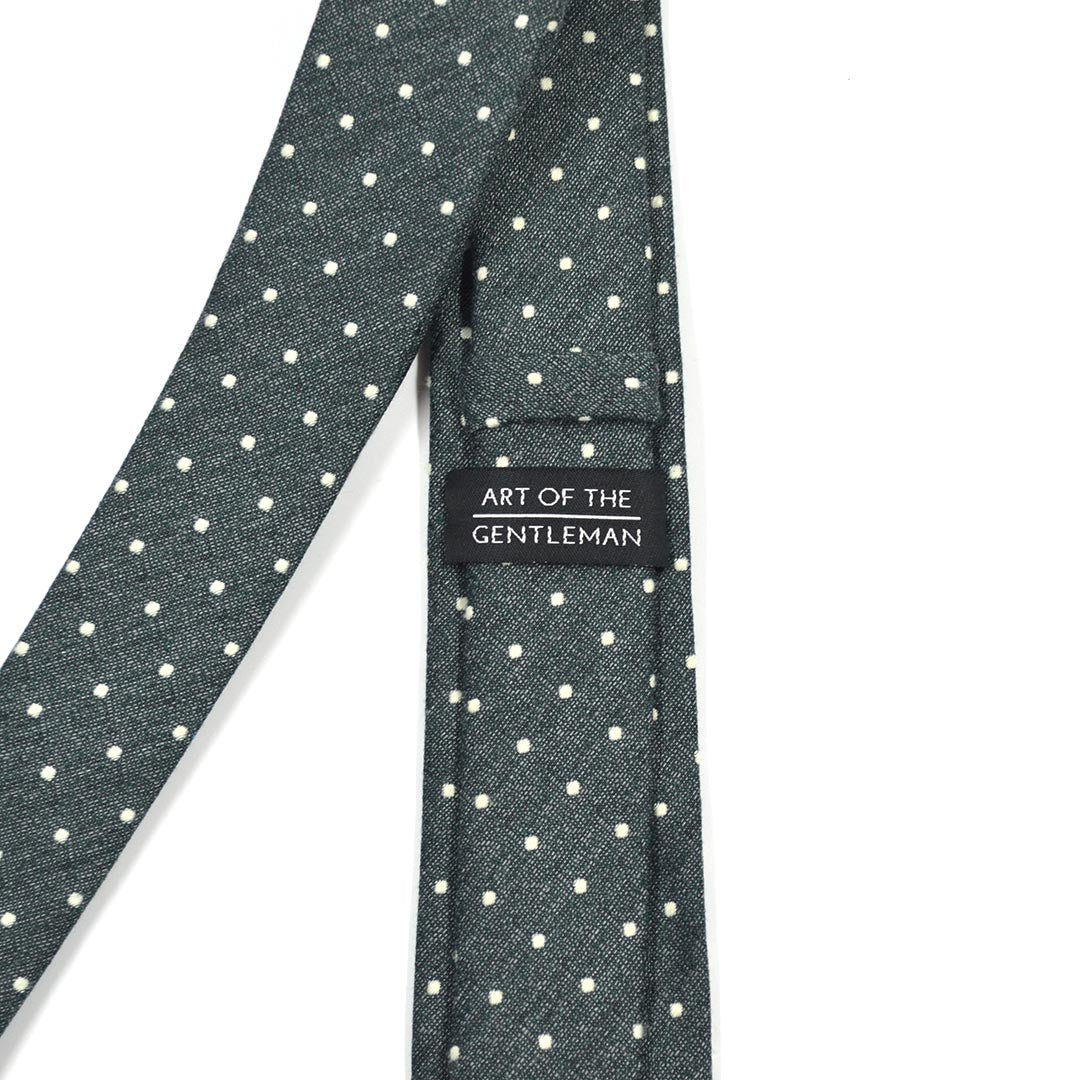 Burberry polka dot tie hotsell